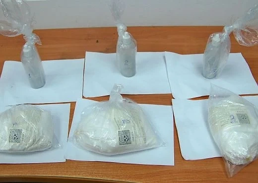 Хванаха 4 кила опасен живак в автобус