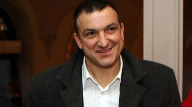 Зуека даде 15 бона за ваканция на Канарите