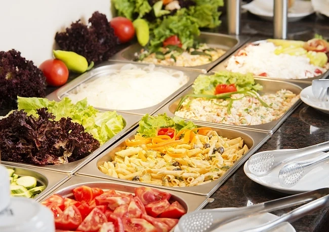 Българският ол инклузив от стари и евтини продукти