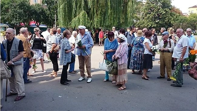 Простихме се с Васил Попов 