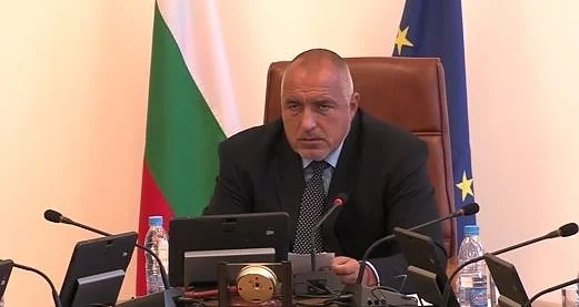 Борисов: До събота да се препломбират всички сонди по бензиностанциите