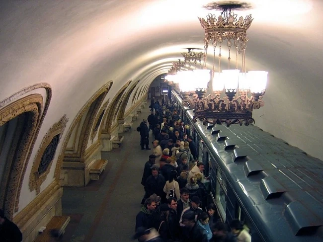 Задържаха мъж с ръчен гранатомет в Московското метро 