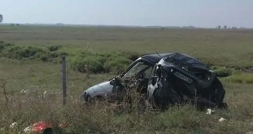 ТИР блъсна кола в аварийна лента на магистрала \