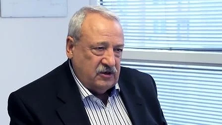 Гарелов: Ципрас ще остане премиер на Гърция 