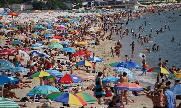 Българинът отбягва морските ни курорти и в ниския сезон