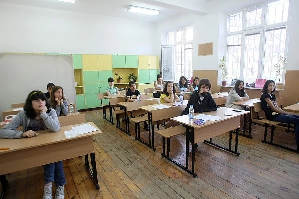 Отпуснаха 2,838 млн. лева за образование
