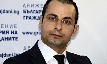 Човекът на Кунева в Бургас оттегли кандидатурата си за кмет