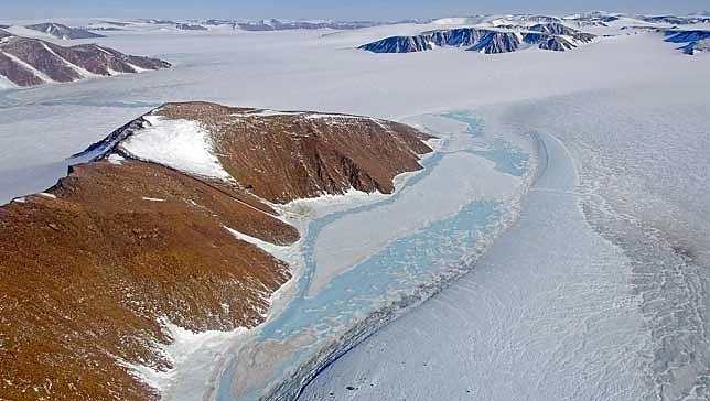 Водата изчезва и сателити над Земята го доказват