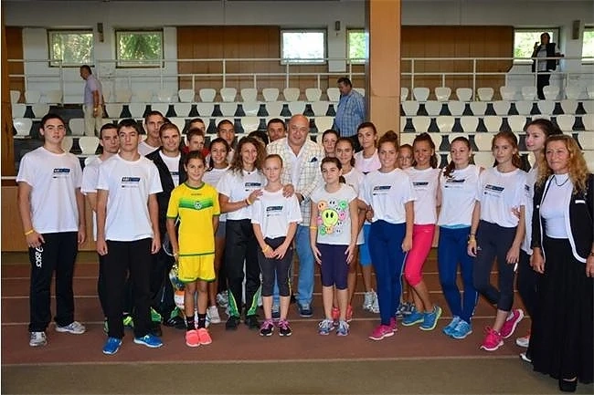 Стотици деца се включиха в спортния празник в Добрич