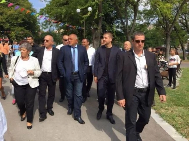 Премиерът: Градовете ни се конкурират с хубави паркове
