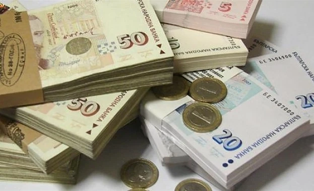 Заплатите скачат с 63% в кризата