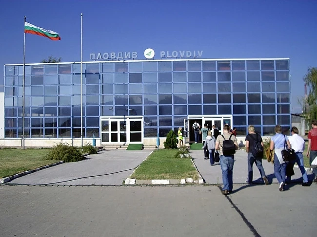 Пред затваряне е летището в Пловдив