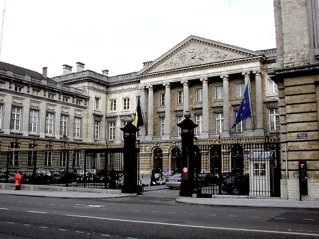 Бомбена заплаха в белгийския парламент