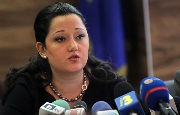 Лиляна Павлова: За изграждането на АМ \
