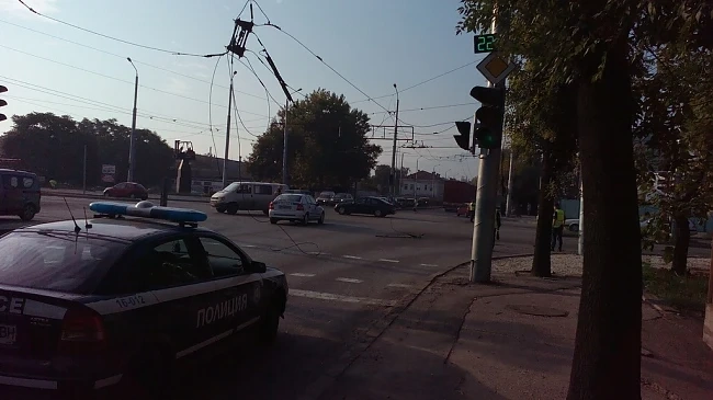 Пловдив блокиран заради скъсани тролейбусни жици