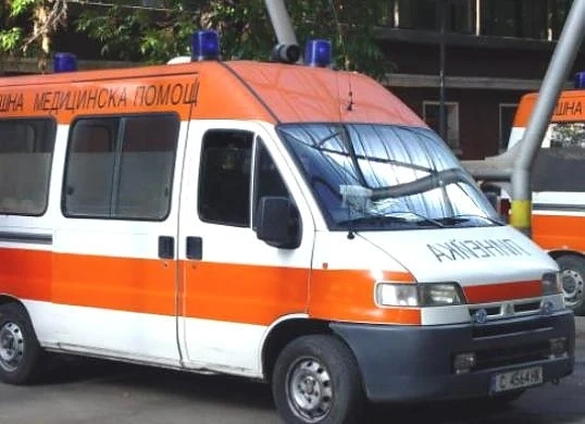 Кола блъсна 2-годишно дете в Пловдив