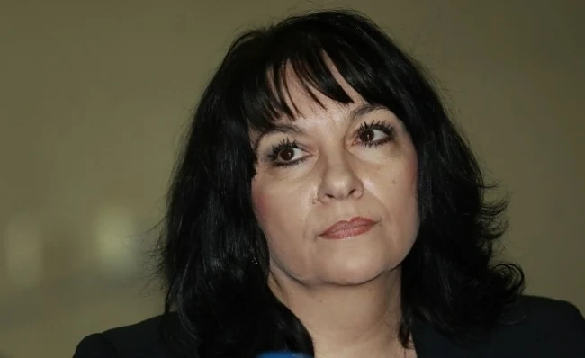 Теменужка Петкова: От 1 януари КЕВР няма да определя цената на тока