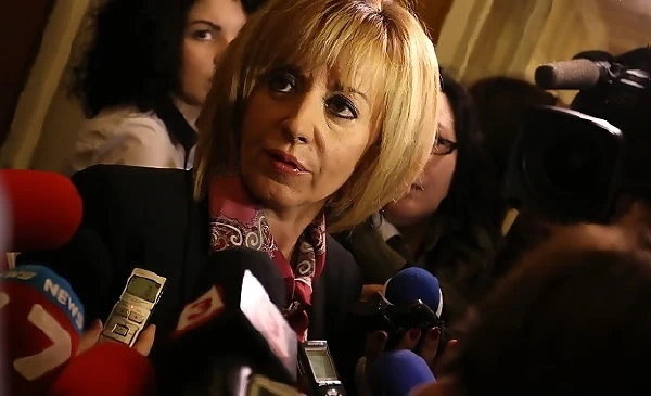 До петък Мая Манолова се кълне като омбудсман