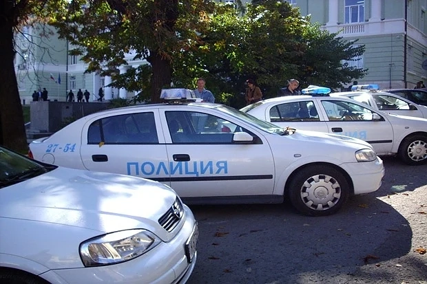 Семейство емигранти са задържани във Варна