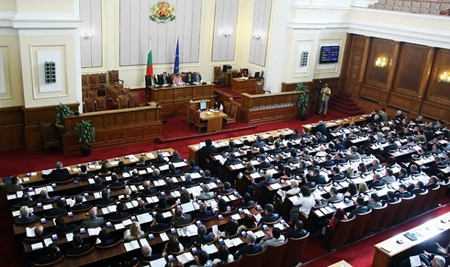 Парламента ще разгледа исканията на Цацаров за снемане имунитета на Сидеров и Чуколов 
