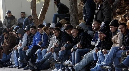 Норвегия решава проблема с бежанците 