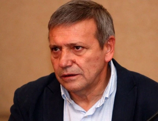 Спор за данък „Вредни храни\