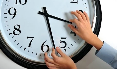 Върнахме се към зимното часово време