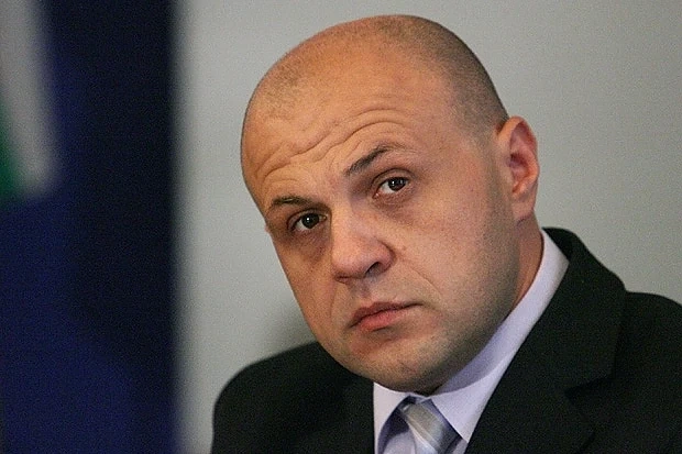 Томислав Дончев: 90% от протоколите са с грешки