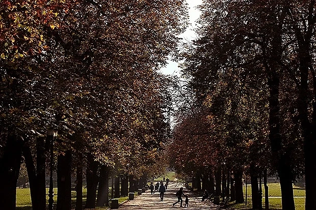 Днес предимно слънчево с температури между 12° и 17°