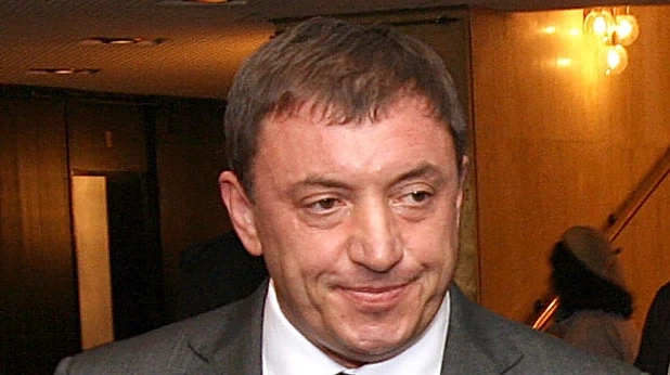 Кой е Алексей Петров?