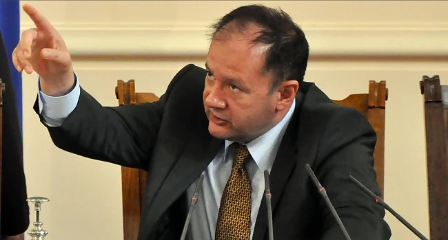 Миков: Нямаме нито един областен град спечелен