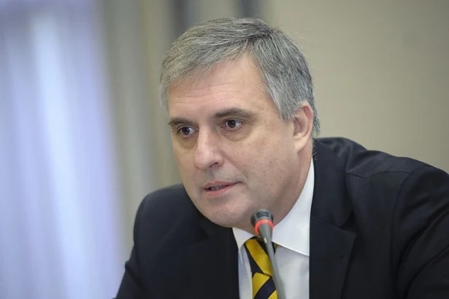 Калфин: Отношенията в правителството са прекрасни