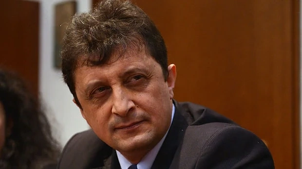 Председателят на ВАС е против премахване имунитета на депутатите