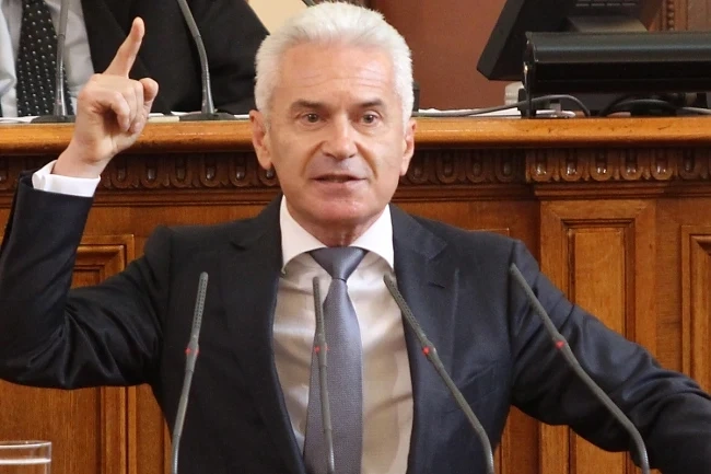 Волен Сидеров: Днес е хубав ден за наркомафията