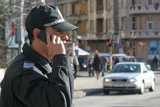 2000 души си тръгват от системата на МВР