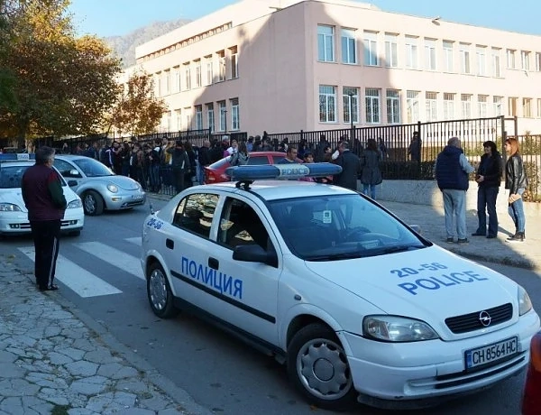 Версия: Кървавата драма в техникума в Сливен спор между сводници