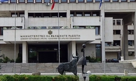 МВнР предупреди за риск пътуващите и живеещите в Белгия 