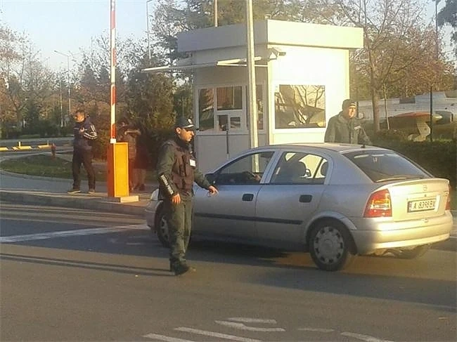 Самолет се приземи принудително в Бургас заради сигнал за бомба на борда