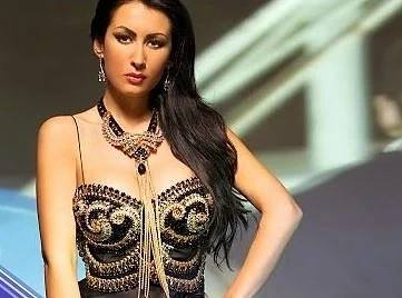 Джена с ултиматум,  иска да е Певица на годината 