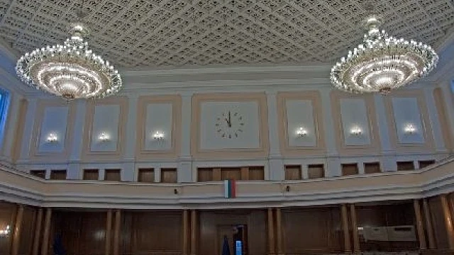 Депутатите харчат по 1000 лв. на ден за ток