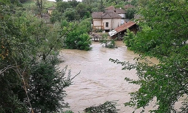 Жител на врачанско село съди общината за наводненията 