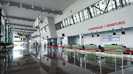 Министър Московски: Летище “Пловдив” няма да работи през нощта