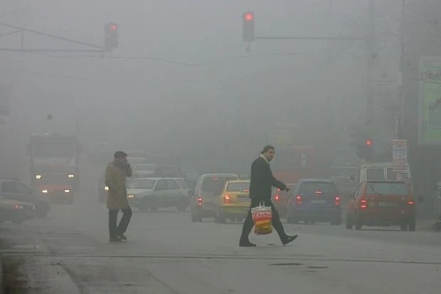Времето днес ще е облачно и мъгливо