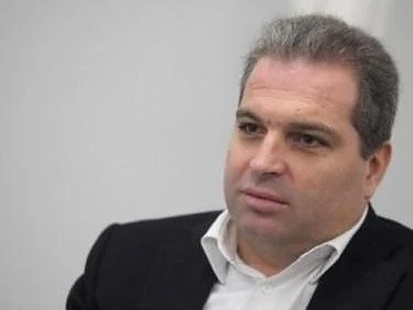 Караджов иска да бъде освободен като председател на парламентарната комисия по транспорт 