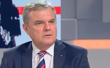Румен Петков: Радан Кънев се чувства над закона