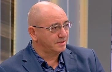 Е. Димитров: Митничарите са принуждавани да събират пари и те отиват \