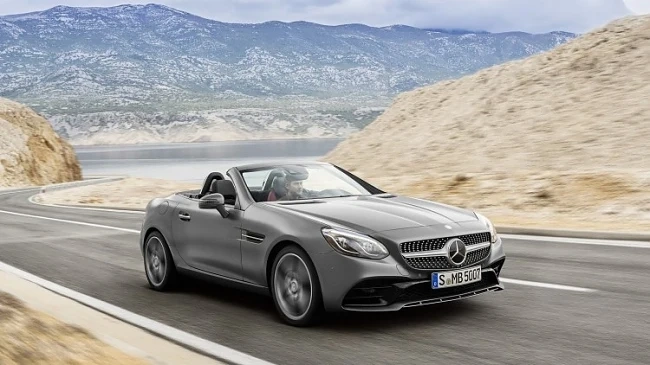Mercedes показа новия SLC (СНИМКИ)