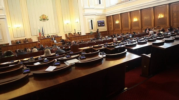 Депутатите приеха Националната здравна стратегия 2014-2020