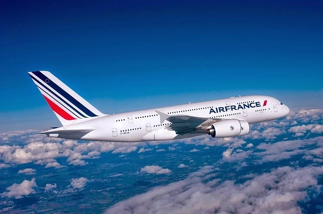 Съмнения за бомба приземиха самолет на Air France в Кения