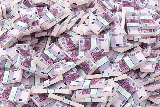 Дават 1 млрд. евро на Гърция 